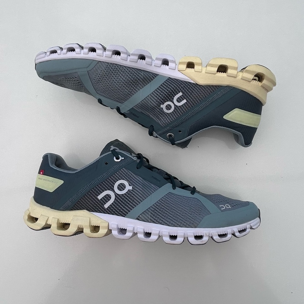 Swiss Engineering Helion Shoes Runners Walking Size Women's 9 USA